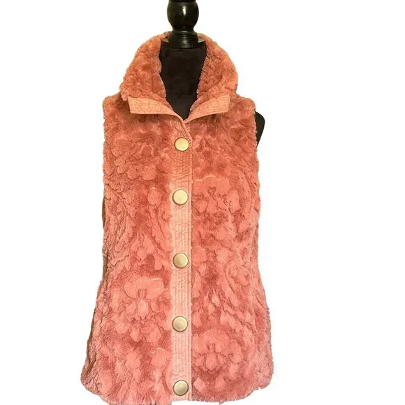 💖Marc New York, Andrew Marc salmon fur vest with pockets and gold button - Picture 2 of 10